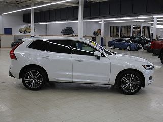 2021 Volvo XC60 T6 Momentum YV4A22RK7M1711190 in Erie, PA 8