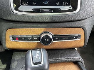 2021 Volvo XC90 T6 Momentum YV4A221K6M1725111 in Huntington, NY 29