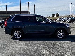 2021 Volvo XC90 T6 Momentum YV4A22PK4M1749804 in Knoxville, TN 9