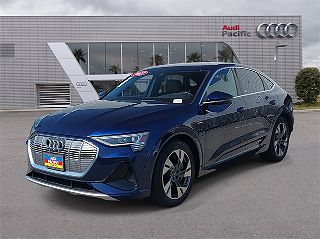 2022 Audi e-tron Premium Plus VIN: WA12AAGE0NB027945