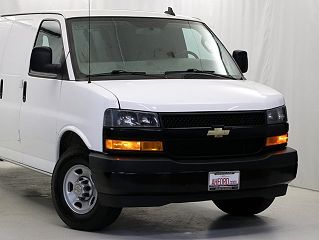 2022 Chevrolet Express 2500 1GCWGBFP9N1157713 in Arlington Heights, IL 2