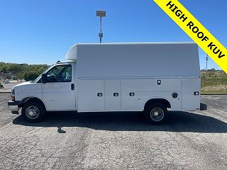 2022 Chevrolet Express 3500 1GB3GSC71N1290641 in Blue Springs, MO 17