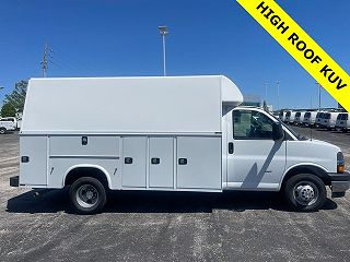 2022 Chevrolet Express 3500 1GB3GSC71N1290641 in Blue Springs, MO 2