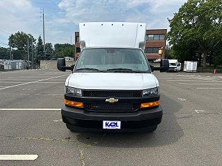 2022 Chevrolet Express 3500 1GB0GSF75N1183509 in New Canaan, CT 8