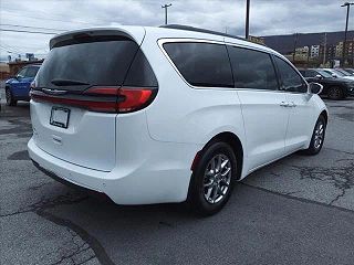 2022 Chrysler Pacifica Touring 2C4RC1FG3NR120350 in Altoona, PA 6