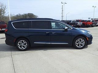 2022 Chrysler Pacifica Limited 2C4RC1GG7NR158193 in Ames, IA 2