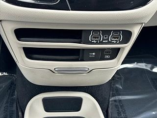 2022 Chrysler Pacifica Touring-L 2C4RC1BG8NR137909 in Baraboo, WI 18