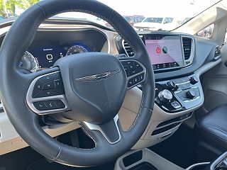 2022 Chrysler Pacifica Touring-L 2C4RC1BG6NR116069 in Bowling Green, OH 11