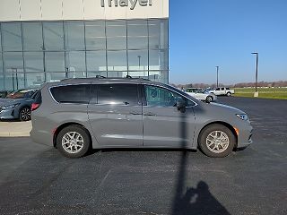2022 Chrysler Pacifica Touring-L 2C4RC1BGXNR147065 in Bowling Green, OH 3