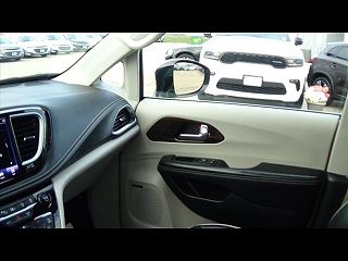 2022 Chrysler Pacifica Limited 2C4RC1GG6NR175910 in Cape Girardeau, MO 31