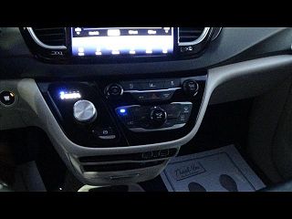 2022 Chrysler Pacifica Touring-L 2C4RC1BG6NR109414 in Cape Girardeau, MO 24