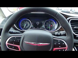 2022 Chrysler Pacifica Limited 2C4RC1GG8NR179666 in Cape Girardeau, MO 26
