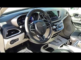 2022 Chrysler Pacifica Touring-L 2C4RC1L72NR143607 in Cape Girardeau, MO 18