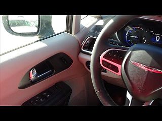 2022 Chrysler Pacifica Touring-L 2C4RC1L72NR143607 in Cape Girardeau, MO 19