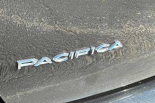 2022 Chrysler Pacifica Touring-L 2C4RC1BG1NR154597 in Central Point, OR 24