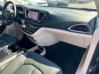 2022 Chrysler Pacifica Touring-L 2C4RC3BG8NR187656 in Clearwater, FL 29