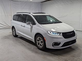 2022 Chrysler Pacifica Limited 2C4RC1GG1NR134617 in Franklin, WI 1