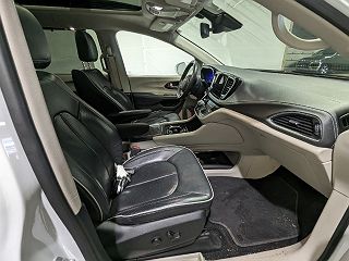 2022 Chrysler Pacifica Limited 2C4RC1GG1NR134617 in Franklin, WI 18