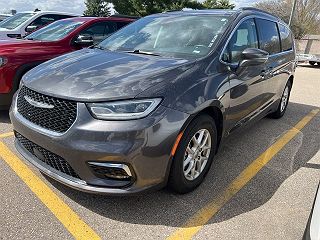2022 Chrysler Pacifica Touring-L 2C4RC1BG3NR112464 in Janesville, WI 7