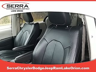 2022 Chrysler Pacifica Touring-L 2C4RC1BG9NR133352 in Lake Orion, MI 10
