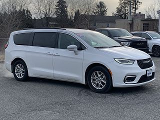 2022 Chrysler Pacifica Touring-L 2C4RC1BG9NR115790 in Pittsfield, MA 3