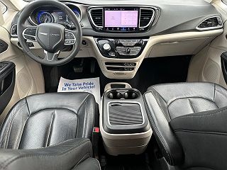 2022 Chrysler Pacifica Touring-L 2C4RC1BG1NR146824 in Springfield, IL 12
