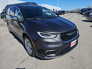 2022 Chrysler Pacifica Limited 2C4RC1GG0NR122281 in Urbandale, IA 7