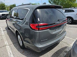 2022 Chrysler Pacifica Touring-L 2C4RC1BG0NR140464 in Urbandale, IA 3