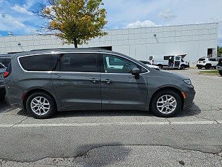 2022 Chrysler Pacifica Touring-L 2C4RC1BG0NR140464 in Urbandale, IA 7