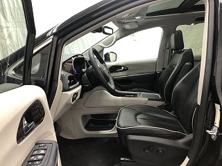 2022 Chrysler Pacifica Limited 2C4RC1S78NR152376 in White Bear Lake, MN 10