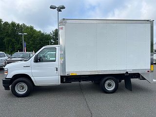 2022 Ford Econoline E-350 1FDWE3FN0NDC04695 in Enfield, CT 4