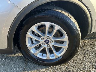 2022 Ford Escape SE 1FMCU9G63NUA41153 in Barkhamsted, CT 3