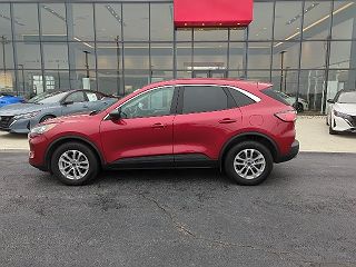 2022 Ford Escape SE 1FMCU9G66NUA70873 in Bowling Green, OH 3