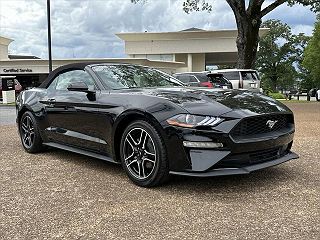2022 Ford Mustang  VIN: 1FATP8UH9N5106762
