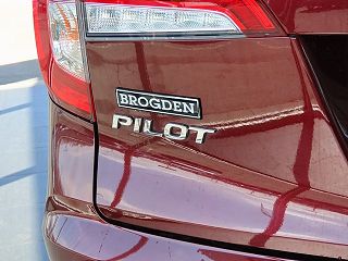 2022 Honda Pilot Touring 5FNYF6H68NB029753 in Olathe, KS 6