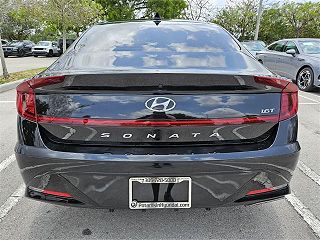 2022 Hyundai Sonata SEL KMHL44J28NA226955 in Miami Lakes, FL 9