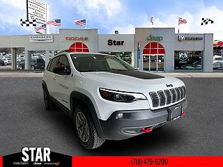 2022 Jeep Cherokee Trailhawk 1C4PJMBX8ND549202 in Queens Village, NY 1