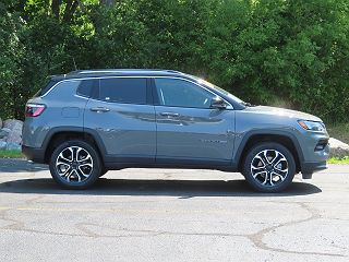 2022 Jeep Compass Limited Edition 3C4NJDCB8NT160967 in Oconomowoc, WI 2