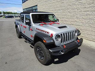 2022 Jeep Gladiator Mojave 1C6JJTEG6NL126773 in Waterville, ME 1
