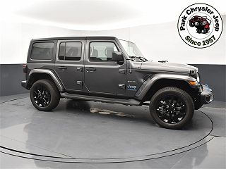 2022 Jeep Wrangler Sahara 4xe VIN: 1C4JJXP69NW179020