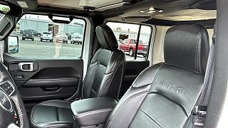 2022 Jeep Wrangler Sahara 1C4HJXEG8NW235734 in Galesburg, IL 20