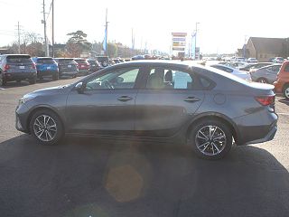 2022 Kia Forte LXS 3KPF24ADXNE452226 in Waterford, PA 4