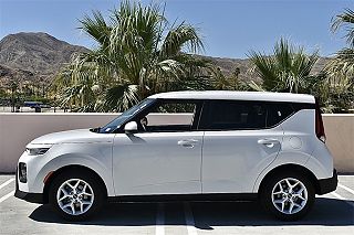 2022 Kia Soul LX KNDJ23AUXN7181740 in Cathedral City, CA 2