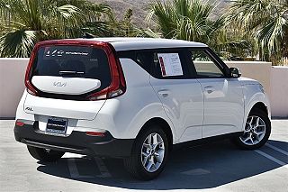 2022 Kia Soul LX KNDJ23AUXN7181740 in Cathedral City, CA 4
