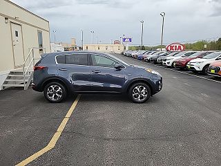 2022 Kia Sportage LX KNDPMCAC5N7951421 in West Salem, WI 4