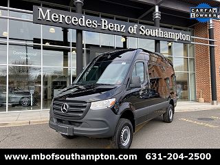 2022 Mercedes-Benz Sprinter 2500 W1Z4EFVY4NP506392 in Southampton, NY 1