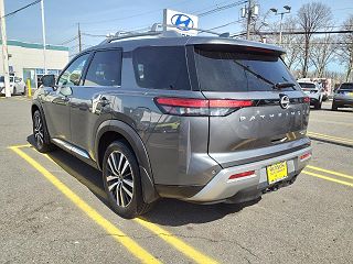 2022 Nissan Pathfinder Platinum 5N1DR3DK2NC231648 in Jersey City, NJ 5