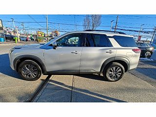 2022 Nissan Pathfinder SV 5N1DR3BA1NC228573 in Staten Island, NY 2