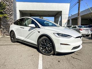 2022 Tesla Model X  VIN: 7SAXCDE52NF335631