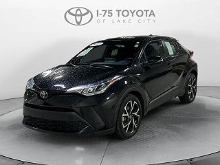 2022 Toyota C-HR XLE VIN: NMTKHMBX1NR147594